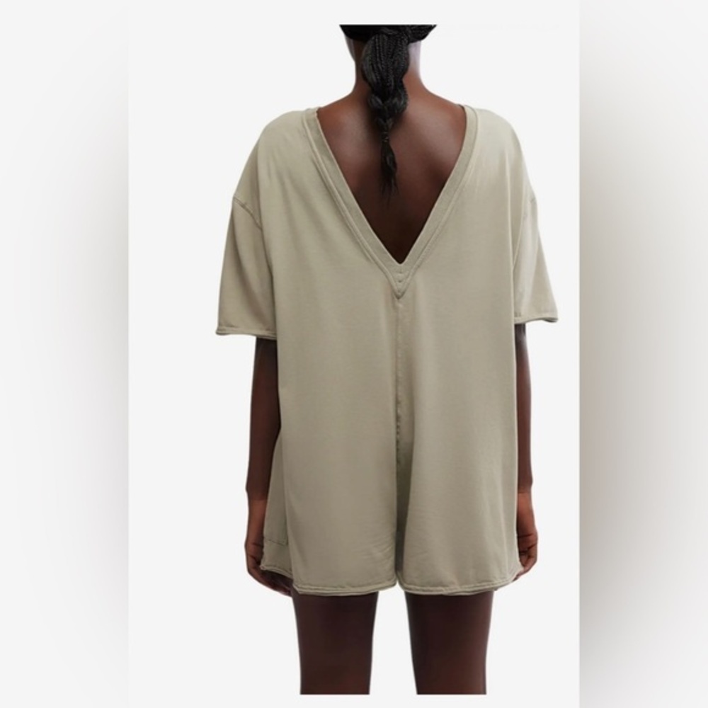 Free People FP Movement Sage stone Hot Shot Coddy Romper‎ Tee size small new